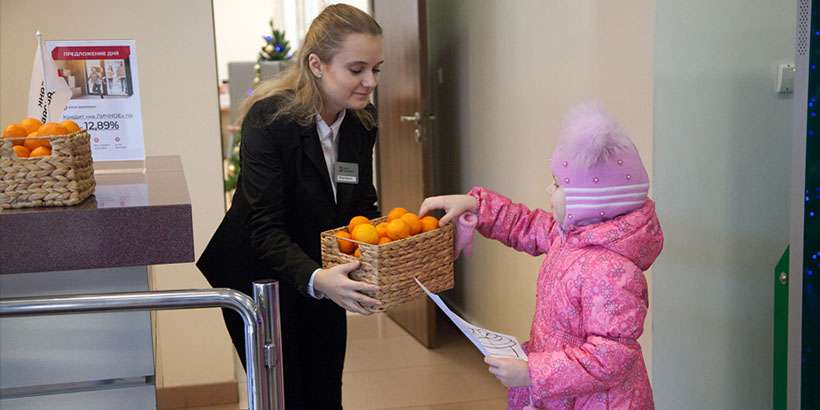 В Минске раздают бесплатные мандарины. Говорят, «к удаче и благосостоянию»